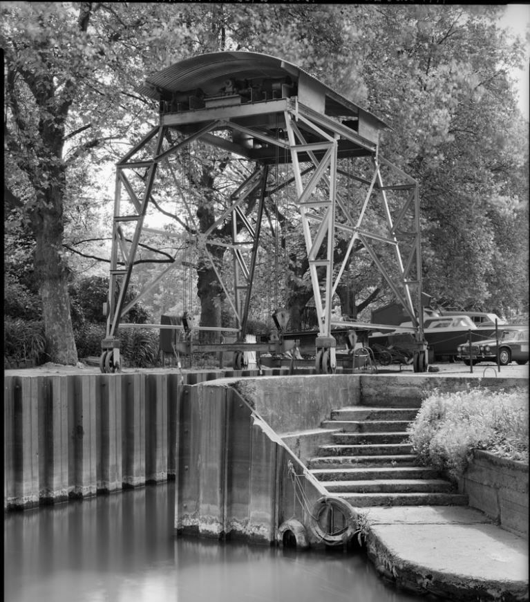 Boat Lift Windsor '79 - History & Heritage - Canal World